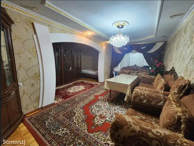 4-комн. квартира, 1 этаж, 94 м², 18мкр, Хуҷанд