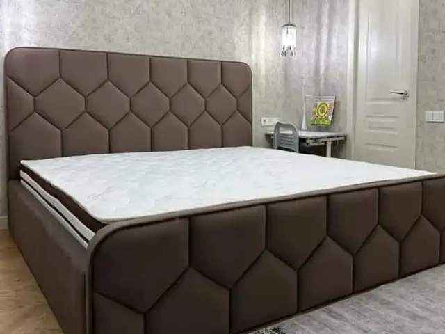 Кровать двуспальная, Душанбе