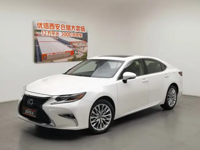 Lexus ES series