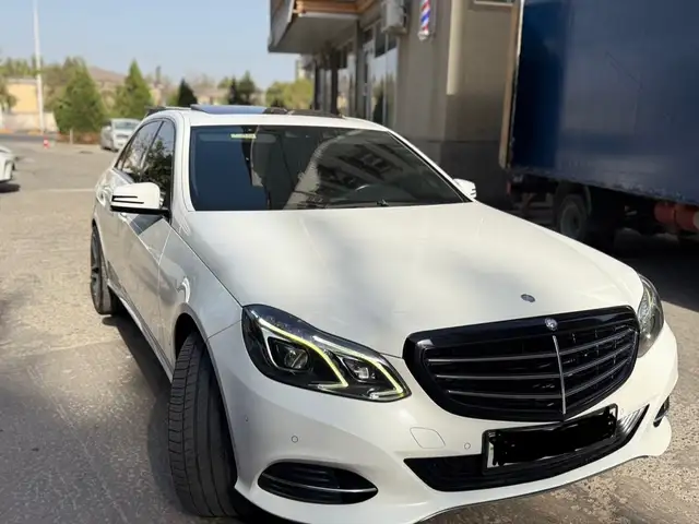 Mercedes-Benz E class