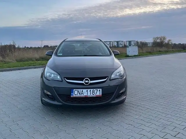 Opel Astra J