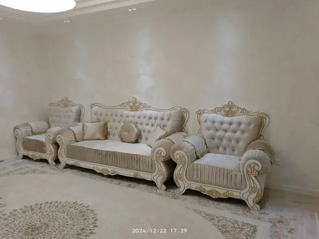 Диван с креслами, Душанбе