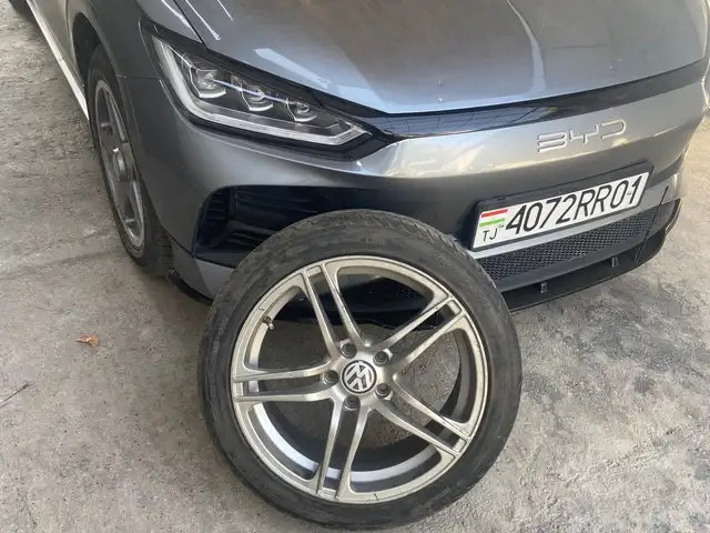 Диск + покрышка R18, Душанбе