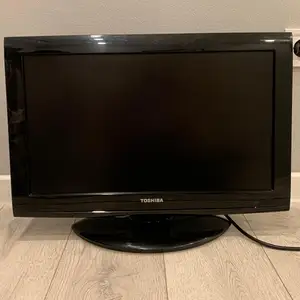 Телевизор Toshiba 22AV703R, 22 дюйма на запчасти, Душанбе