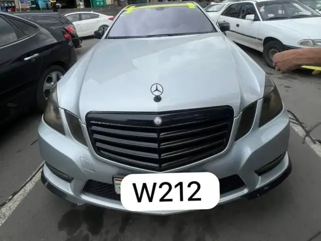 Фиолетовое стекло для Mercedes-Benz W212, Душанбе