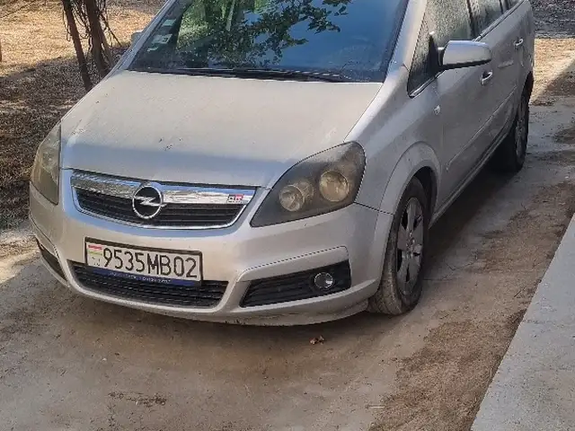 Opel Zafira