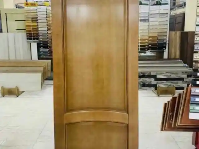 Деревянная дверь, Душанбе
