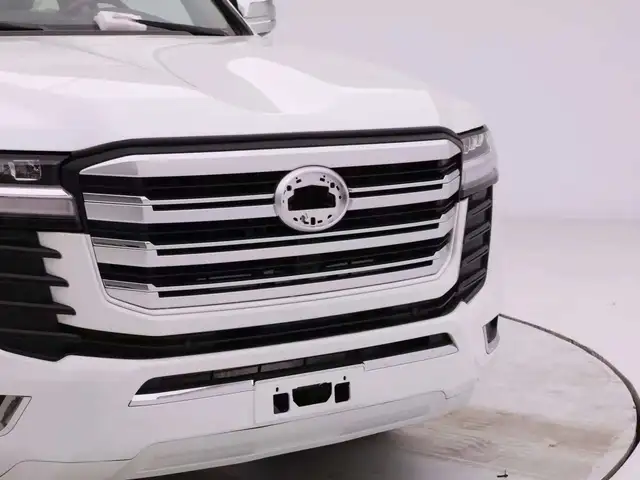 Облицовка на Toyota LC300, Душанбе
