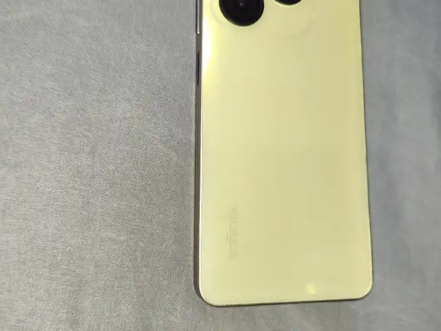 Infinix Smart 8 64Gb Gold, Душанбе