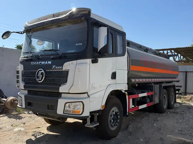 Шакман 380 Бензовоз, Душанбе