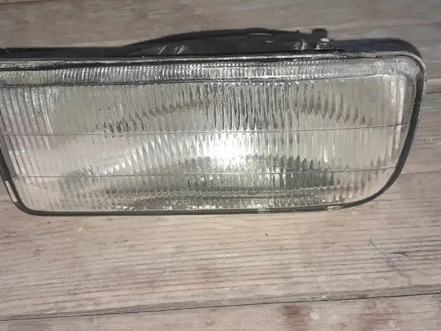 Левый галоген на BMW E36, Хуҷанд