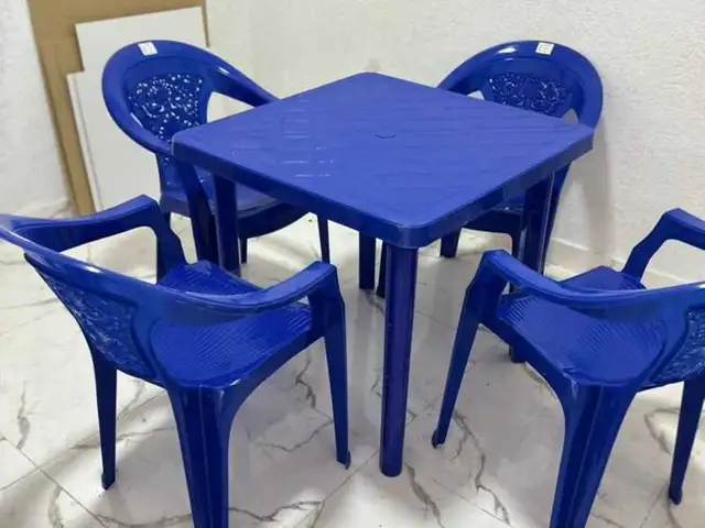 Мизу курси, Душанбе