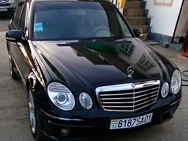Mercedes-Benz E class