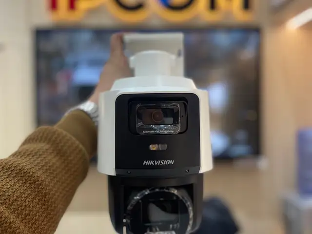 IP PTZ камера Hikvision DS 2SE3C404MWG E 14 2 8mm TandemVu 2 4 МП Панора и зум, Хуҷанд