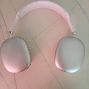 Наушники, Хуҷанд