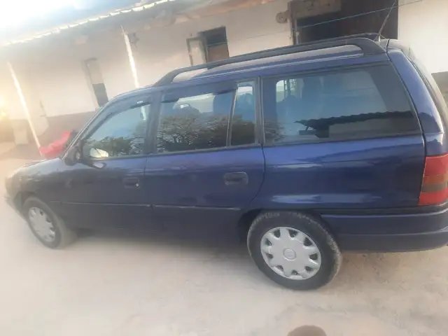 Opel Astra F
