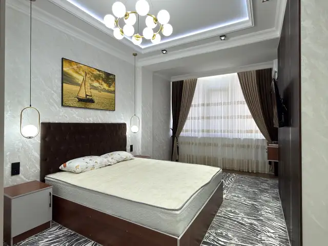 3-комн. квартира, 12 этаж, 82 м², 12 мкр, Хуҷанд