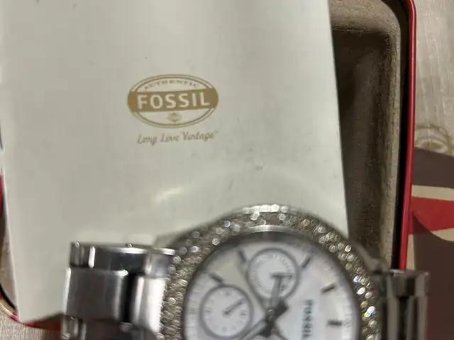 Женские часы Fossil, Кварцевый механизм, Душанбе