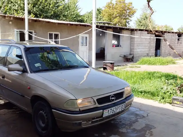 Opel Astra F