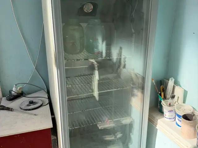 Витринный холодильник, Хуҷанд