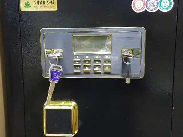 Сейф, Душанбе