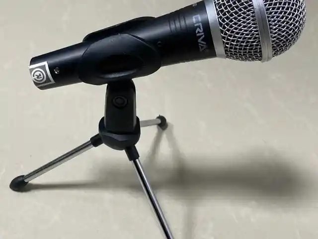 Стойка для микрофона, Душанбе