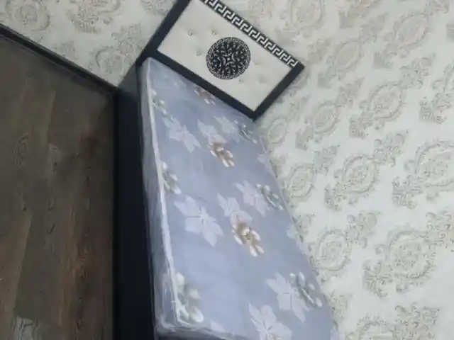 Односпальная кровать, Душанбе