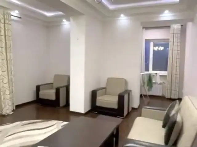 3-комн. квартира, 10 этаж, 107м², цум, Душанбе