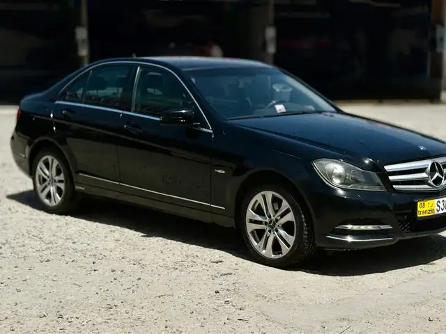 Mercedes-Benz C class