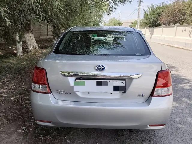Toyota Axio