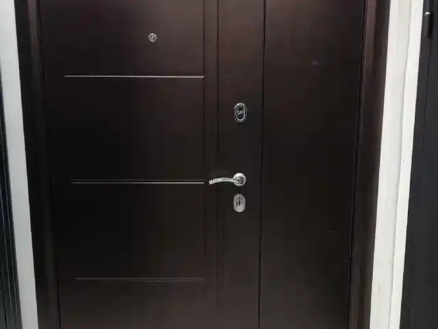 Входная дверь, Душанбе