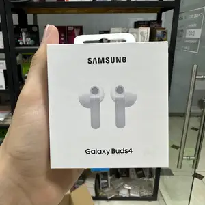 Беспроводные наушники Samsung Galaxy Buds 4 White, Душанбе
