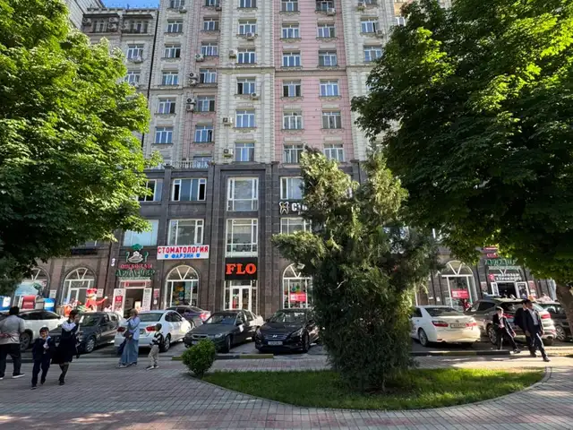 Помещение под свободное назначение, 1000м², Шохмансур Садбарг, Душанбе