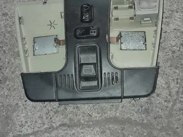Плафон под люк Меrcedes Benz W210, Худжанд