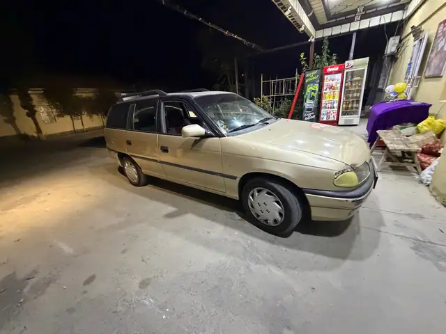 Opel Astra F