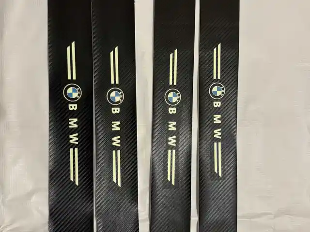 Защитная наклейка на пороги BMW, Душанбе