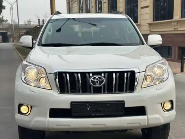 Лобовое стекло на Toyota Prado 2010-2014, Душанбе
