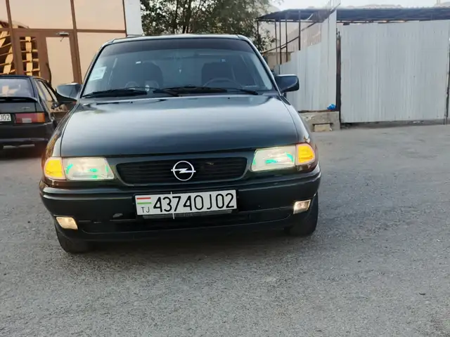 Opel Astra F