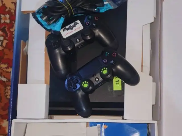 Игровая приставка Sony PlayStation 4, Хуҷанд