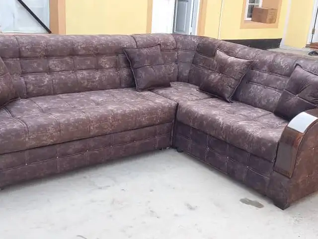 Уголок диван, Хуҷанд