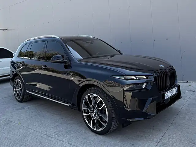 BMW X7