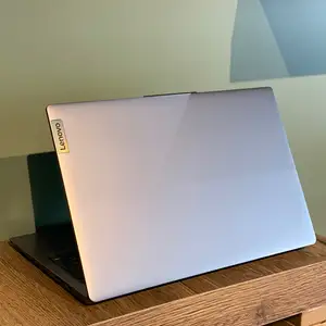 Ноутбук Lenovo i3, Хуҷанд