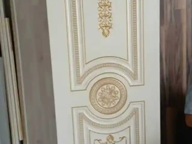 Дверь, Душанбе