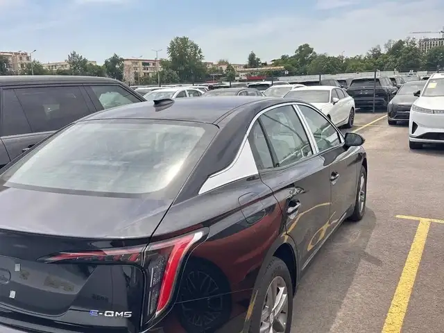 Hongqi E-QM5, 2026, Худжанд - 3