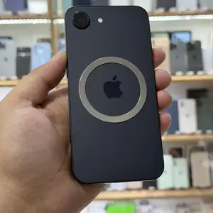 Apple iPhone 16e, 256 gb, Душанбе