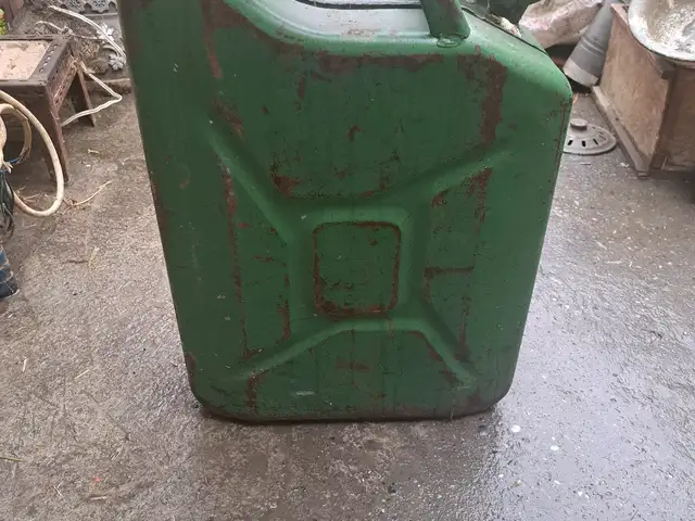 Канистра, Спитамен