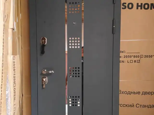 Дверь, Душанбе