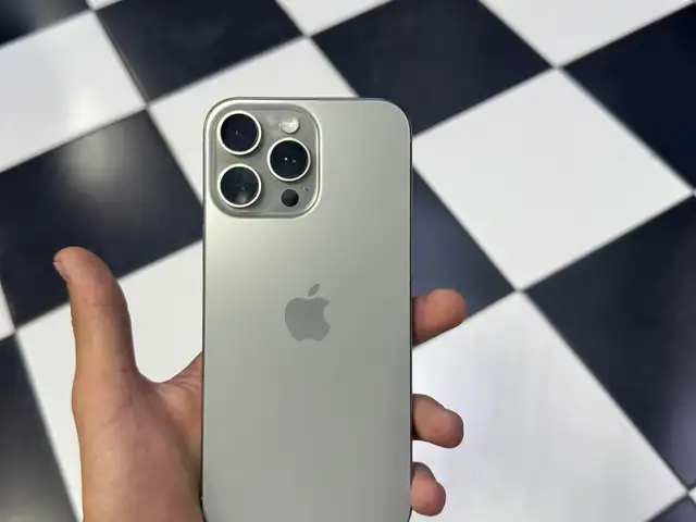 Apple iPhone 16 Pro Max, 256 gb, Cloud White, Душанбе