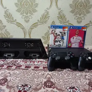 Игровая приставка Sony PlayStation 4 Pro, Душанбе