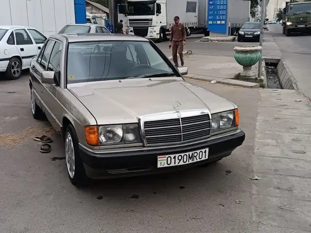 Mercedes-Benz W201
